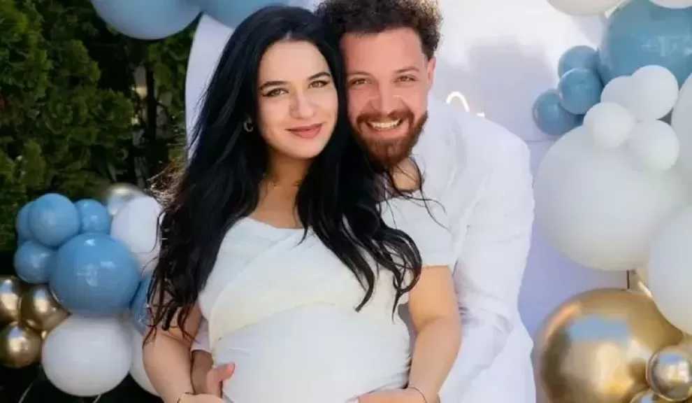 محمود حجازي يرد على اتهام زوجته له بالاعتداء: بتعمل كل ده عشان تاخد ابني وتهرب بره مصر