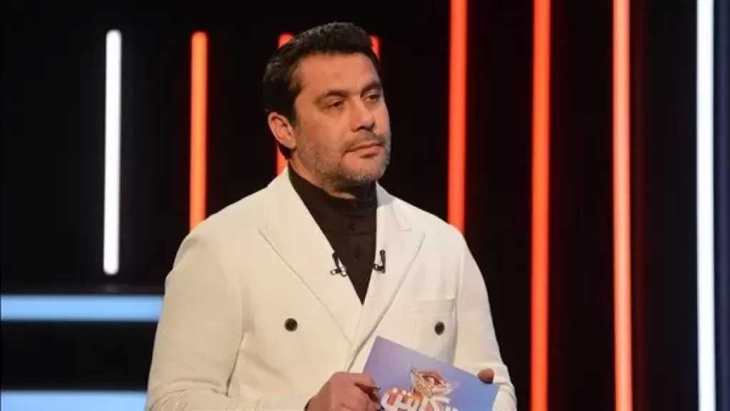 الصقر يطالب ميدو بالاعتذار للجيل الذهبي: البطولات لم تُحصد بالسحر ولو كان موجودًا لصعدنا للمونديال