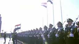 طلاب أكاديمية الشرطة يحيون العلم أمام الرئيس السيسي طلاب أكاديمية الشرطة يحيون العلم أمام الرئيس السيسي