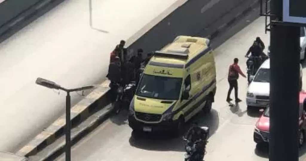 إصابة شخصين إثر حادث تصادم بين سيارة وتروسيكل في البدرشين