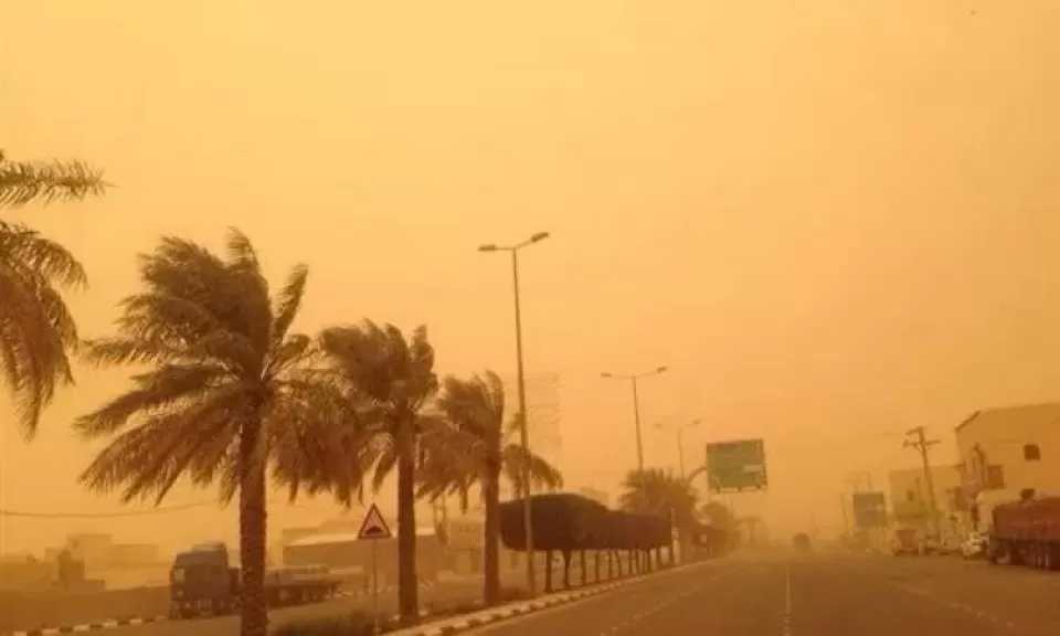 الإسكندرية تشهد نشاط رياح مثيرة للأتربة ما يؤدي إلى انخفاض الرؤية