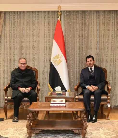 وزير الشباب والرياضة يلتقي اللجنة الطبية لمتابعة كفاءة تقديم الخدمات الطبية وتطبيق الكود الطبي للرياضيين