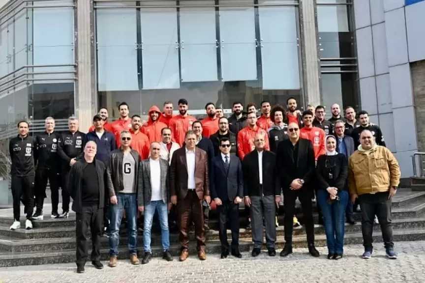 وزير الرياضة يهنئ المنتخب بعد الفوز على الجزائر في أمم أفريقيا لليد