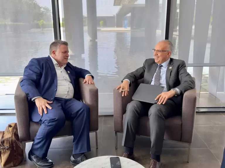 الدكتور سويلم يلتقي نائب وزير البيئة الألماني على هامش ”الاجتماع التحضيري رفيع المستوى لمؤتمر الأمم المتحدة للمياه” بالسنغال