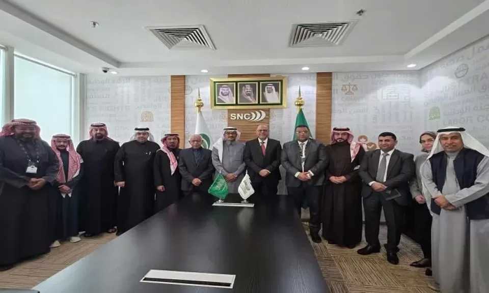 وزير العمل ورئيس اللجنة الوطنية للجان العمالية بالسعودية يبحثان رفع مهارات العمالة