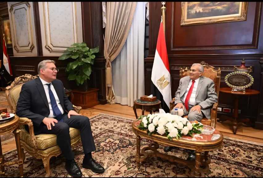 رئيس مجلس الشيوخ يستقبل وزير البترول.. تفاصيل