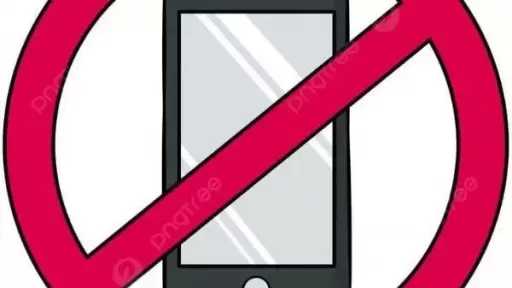 خبير: ”تنظيم الاتصالات” يملك مطالبة المنصات بمنع استخدام الأطفال للمحمول