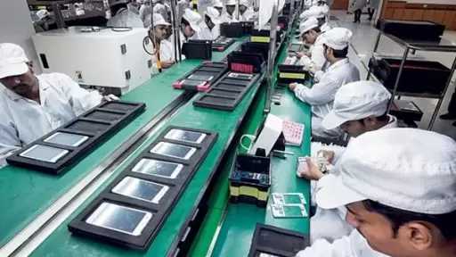 تنظيم الاتصالات: مصر صنعت أكثر من 10 ملايين هاتف خلال 2025