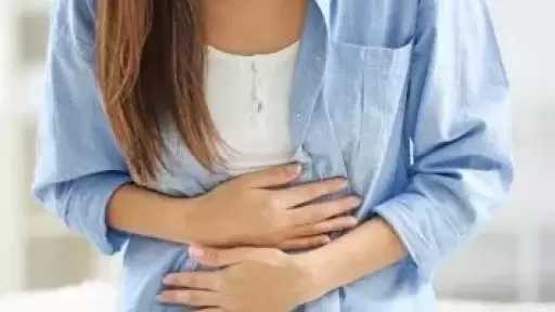 أطعمة شائعة تدمر صحة الأمعاء بصمت.. تعرف على نصائح الخبراء