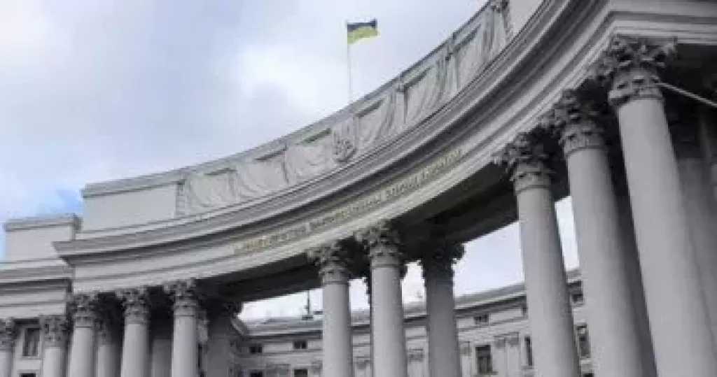 الخارجية الأوكرانية تستدعي السفير المجري بسبب تصريحات بودابست المعادية لكييف