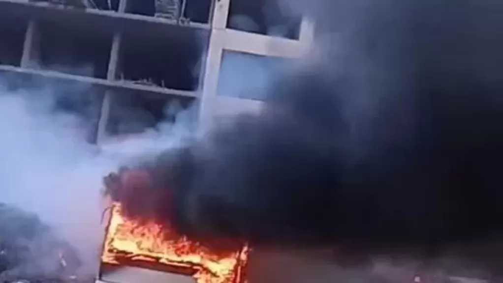 إصابة شخصين أثناء محاولة إخماد حريق بشقة في المنوفية