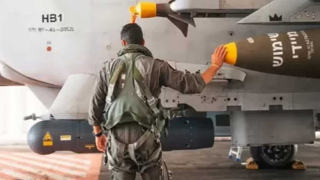 إذاعة جيش الاحتلال: الضربة الأمريكية لإيران مسألة وقت.. ورفع التأهب بسلاح الجو