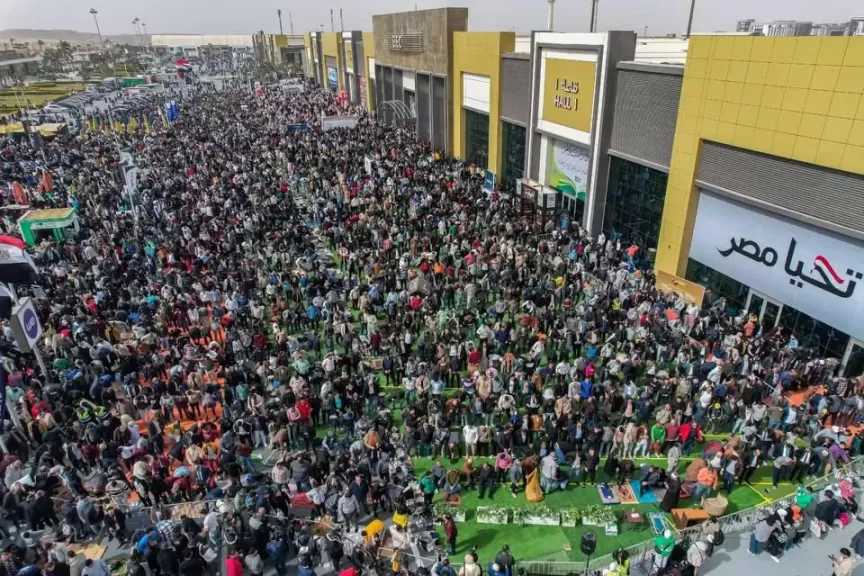 وزير الثقافة: الزخم الجماهيري الكثيف والاستثنائي يعكس تحول المعرض من حدث ثقافي دوري إلى كونه فضاءً وطنيًا جامعًا لإعادة إنتاج وصياغة الوعي العام