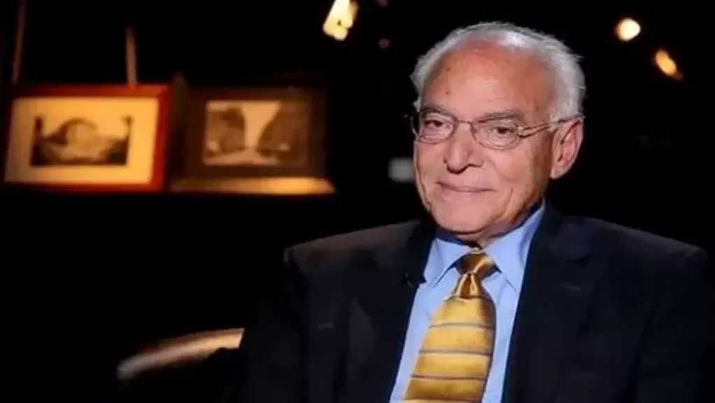 فاروق الباز عن حالته الصحية: الحمد لله.. كله تمام