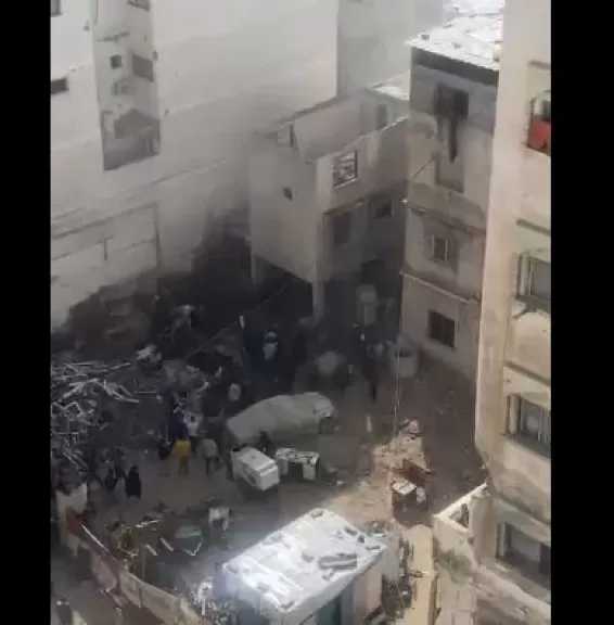 طائرات الاحتلال تشن غارة جديدة شمال غرب مدينة غزة وأنباء أولية عن سقوط 3 شهداء