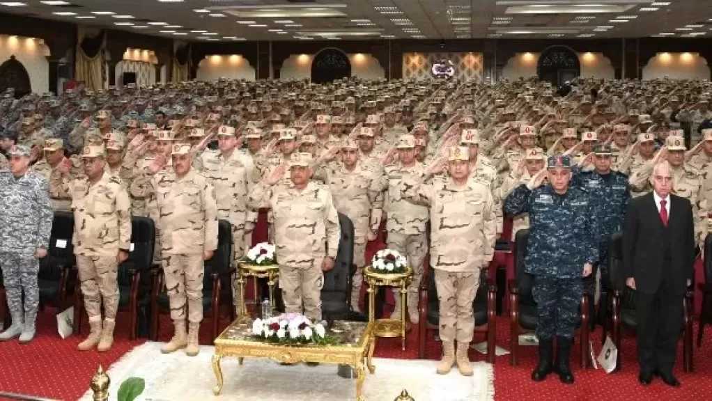 القائد العام للقوات المسلحة: الجاهزية القتالية والوعي المستنير خط الدفاع الأول عن الوطن