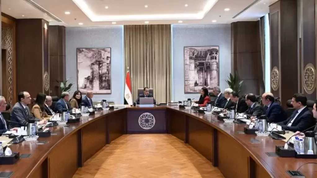 رئيس الوزراء يُتابع إجراءات إعادة هيكلة وتطوير الأداء المالي لهيئات وزارة النقل