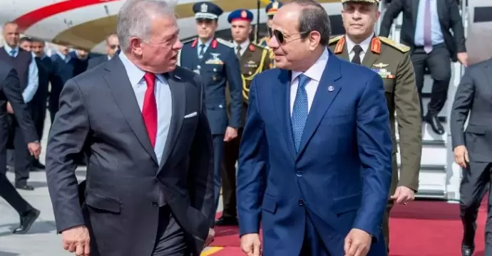 المتحدث الرئاسي ينشر صور استقبال الرئيس السيسي للعاهل الأردني