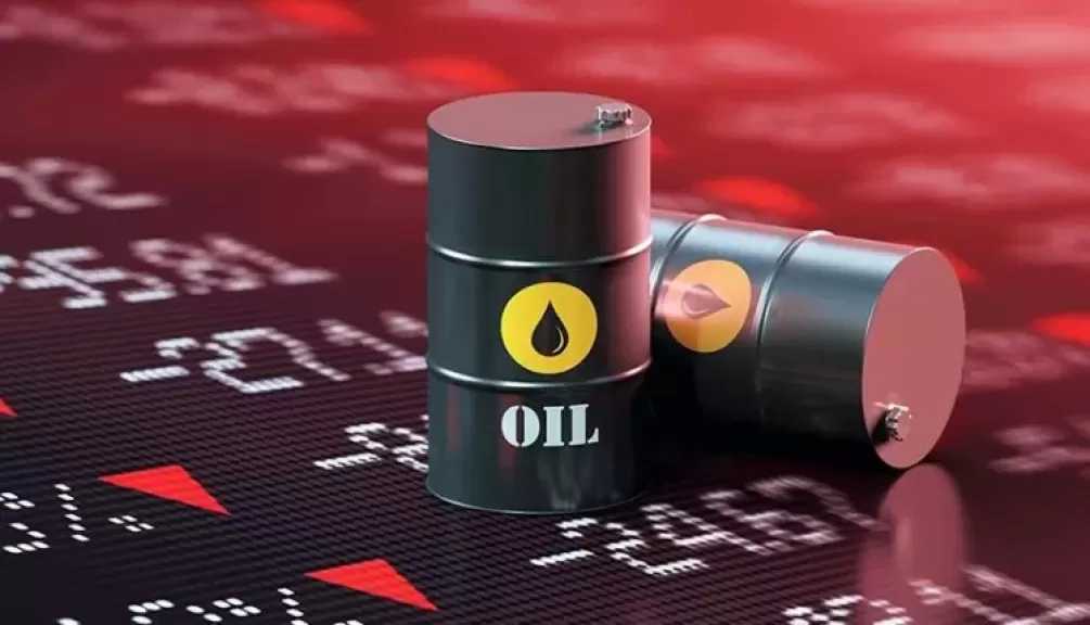 النفط يتراجع بأكثر من 5% بعد تصريحات ترامب عن اتفاق مع إيران