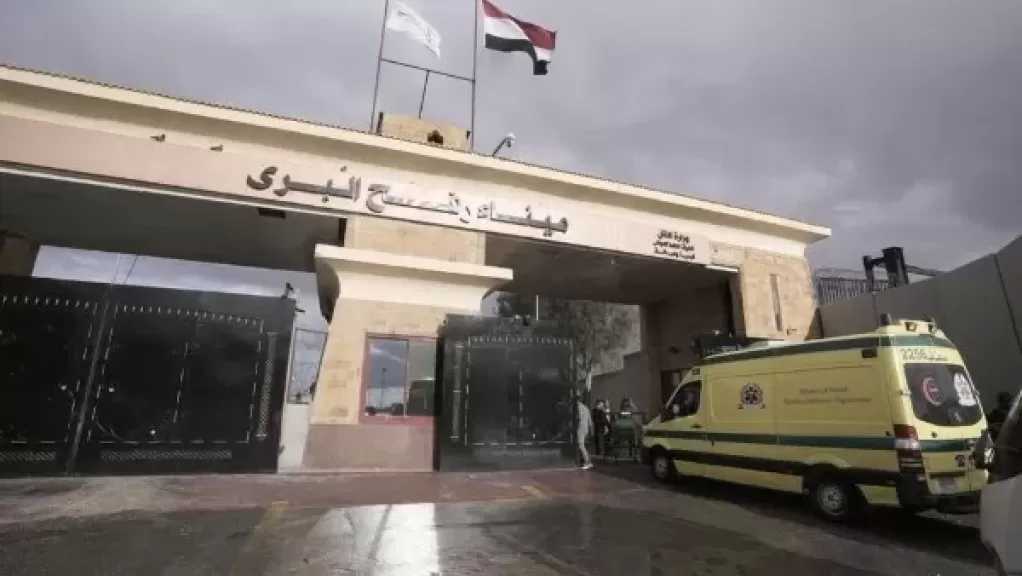 وصول الدفعة الأولى من الفلسطينيين العائدين من مصر إلى قطاع غزة