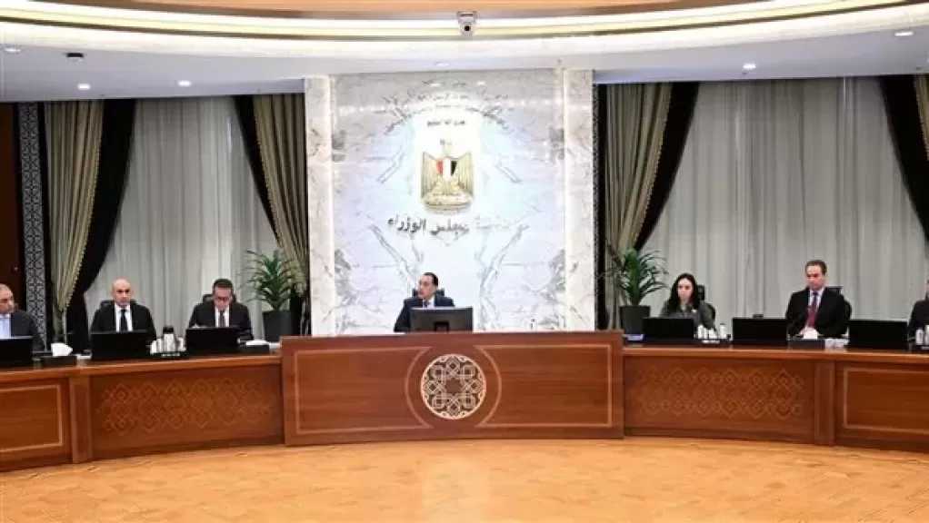 مدبولى يناقش إجراءات حماية الأطفال والنشء من المحتوي الضار على وسائل التواصل