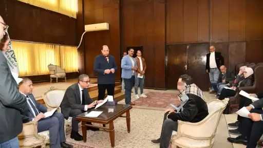 محافظ الفيوم يوجه بسرعة توفير تدخلات الحماية الاجتماعية للأسر الأولى بالرعاية