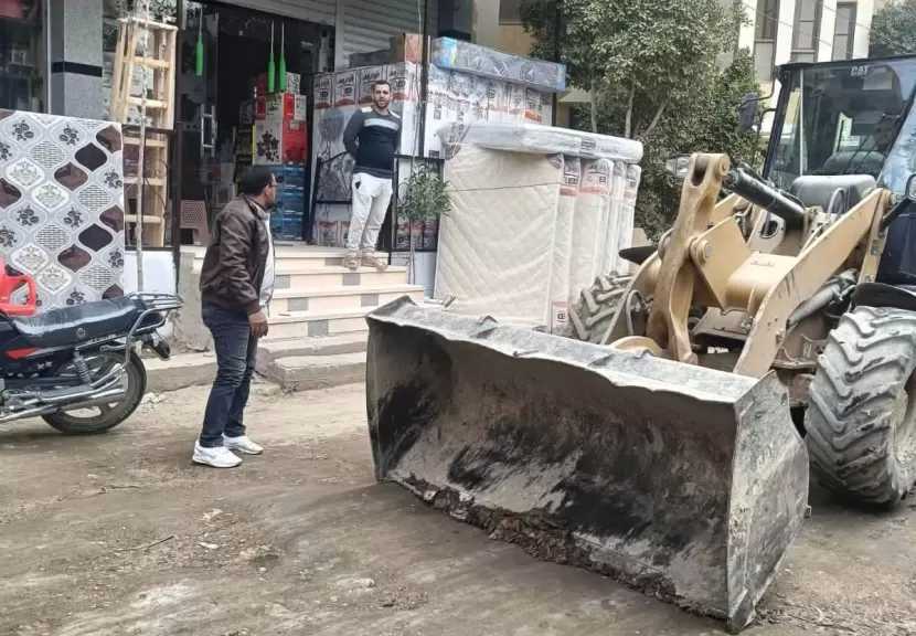 حملات مكثفة للنظافة ورفع الإشغالات وتسوية الطرق وتطوير الإنارة بيوسف الصديق بالفيوم