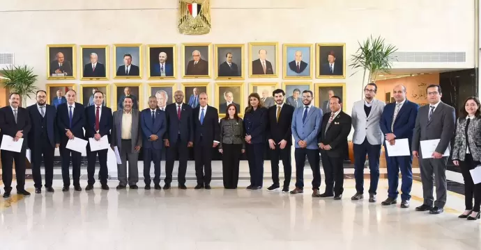 وزير الخارجية ونظيره السوداني يشاركان باحتفالية تكريم الفريق الطبي المصري المشارك في قافلة السودان