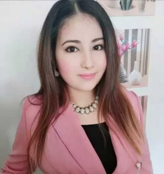 «مصير مجهول واستغلال».. فريهان طايع تكشف مخاطر الهجرة عبر عقود وهمية