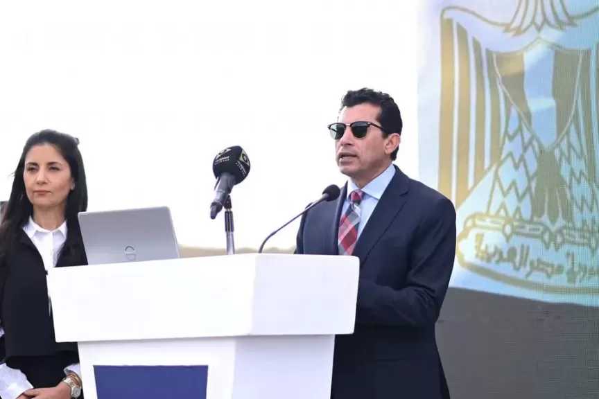 وزير الشباب والرياضة يشهد المؤتمر الصحفي لسباق IRONMAN 70.3 شرم الشيخ – مصر