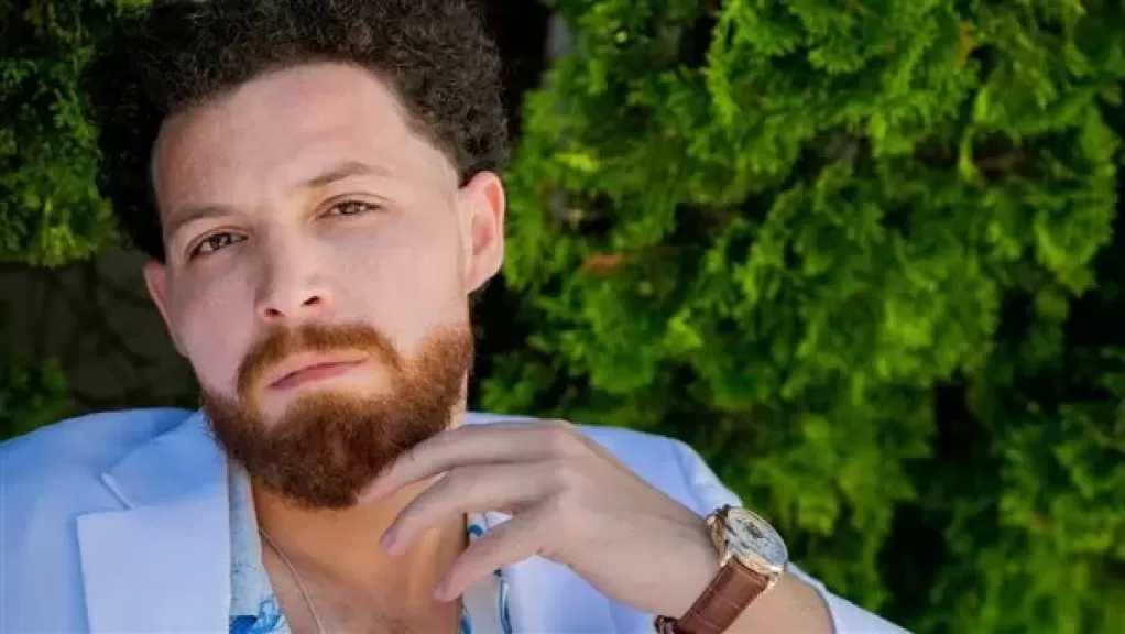 محامي الفنان محمود حجازي: موكلي تعرض لـ”كمين سيء”