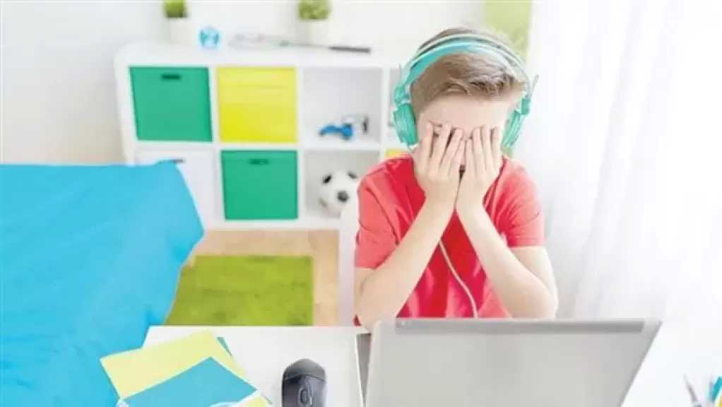 استشاري طب نفسي: التنمر الإلكتروني جريمة مكتملة الأركان