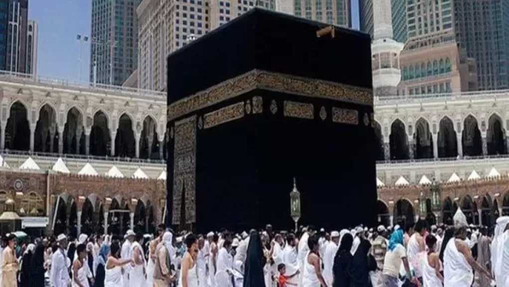 حقيقة إيقاف تأشيرات العمرة لشركات السياحة المصرية وتأثيرها على الموسم