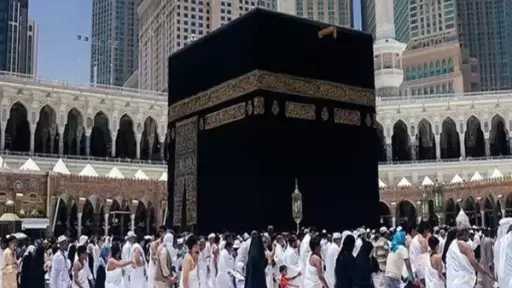 حقيقة إيقاف تأشيرات العمرة لشركات السياحة المصرية وتأثيرها على الموسم