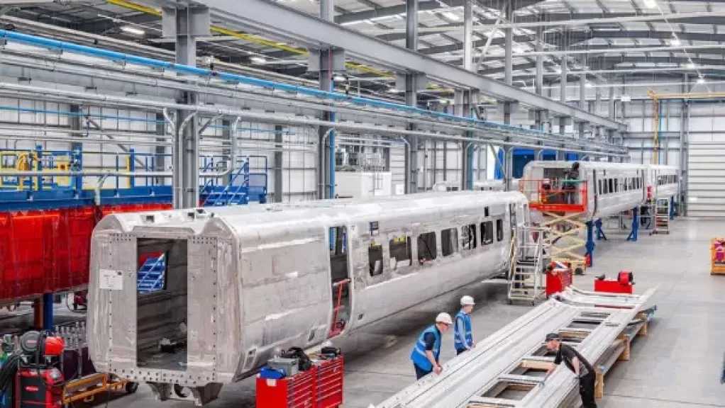 رئيس مصنع سيماف: مشروع لإنشاء 300 عربة سكك حديد قلاب