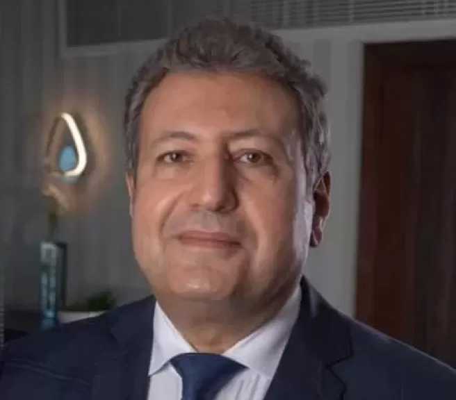 النائب طارق شكري: قانون التصالح على مخالفات البناء عُدل مرتين ولم يؤت ثماره بعد