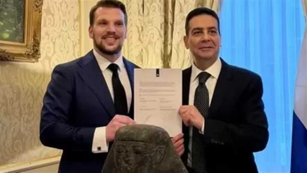 تعاون مصرى هولندى لاسترداد رأس حجرى نادر منسوب إلى عصر الملك تحتمس الثالث