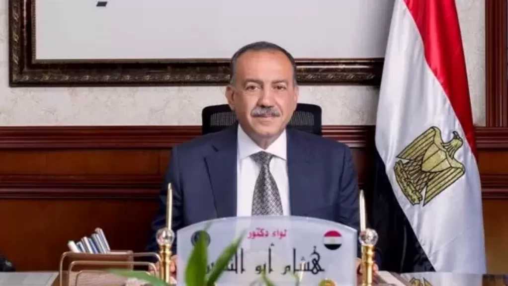 محافظ أسيوط يوجه بمتابعة يومية للمدارس والحرص على الانضباط مع انطلاق الدراسة