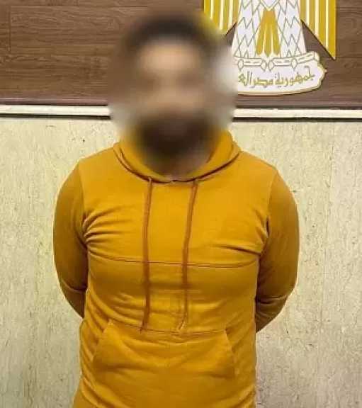 ضبط شخص بتهمة التحرش بسيدة أثناء استقلالها ميكروباص في عين شمس