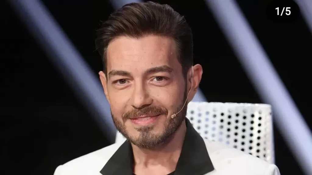 أحمد زاهر: بنتي كانت بتلعب روبلوكس ومسحتها