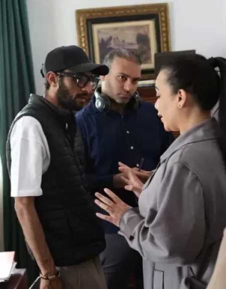 أسرة مسلسل إعلام وراثة تنتقل إلى القاهرة الجديدة لاستكمال التصوير