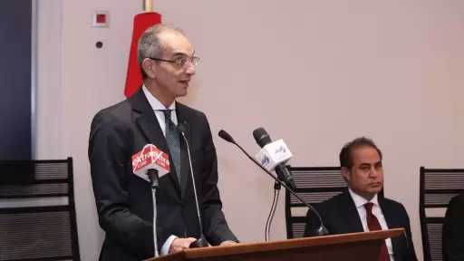 وزير الاتصالات: خطة من 5 محاور لحماية الأطفال من المخاطر على الإنترنت