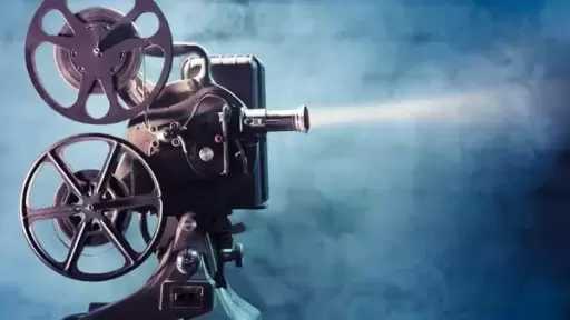 المخرج أحمد صقر: يجب تقديم دراما تليفزيونية تربي وتغرس قيما للمجتمع