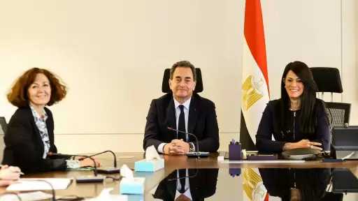 وزيرة التخطيط تبحث تعزيز العلاقات الاقتصادية في ضوء الشراكة رفيعة المستوى مع فرنسا