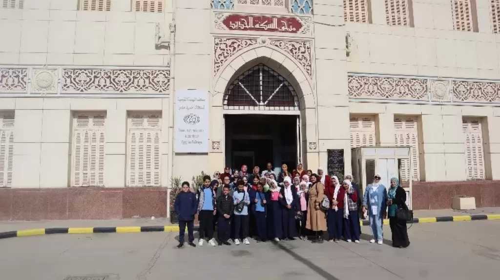 سكك حديد مصر تستقبل طلاب المدارس في متحف السكة الحديد بالقاهرة | صور