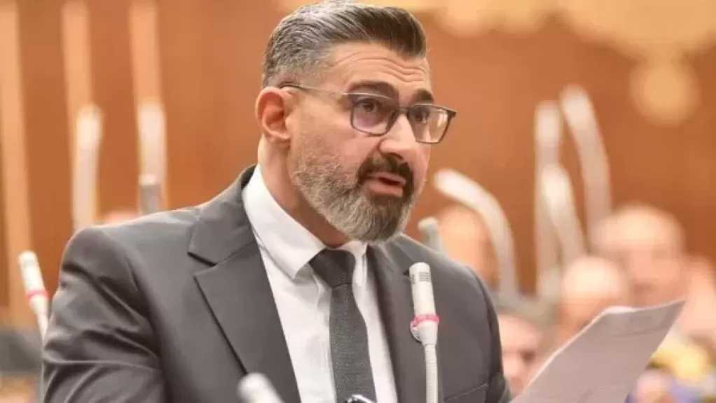 إجراءات قانونية حاسمة من ياسر ورامز جلال ضد كل من أساء إلى والدهما