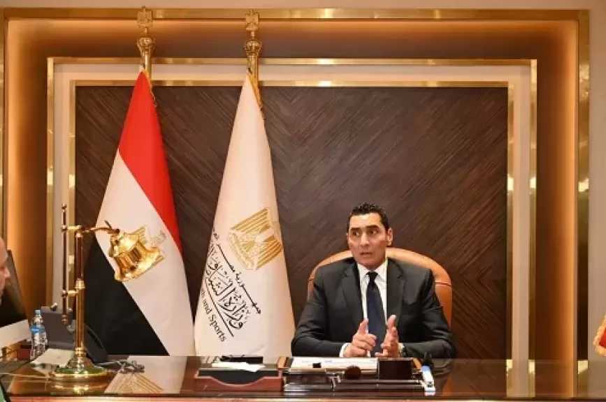 اتحاد الكرة يهنئ جوهر نبيل بعد توليه منصب وزير الشباب والرياضة