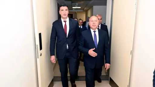 وزير الصناعة: القيادة السياسية تحرص دائماً على ضخ دماء جديدة في صفوف الحكومة المصرية