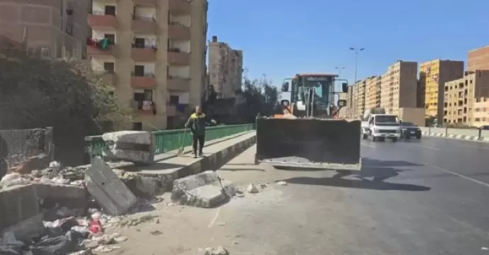 محافظة الجيزة ترفع الكتل الخرسانية وتفتح سلم مشاه مدينة النور بحي الهرم