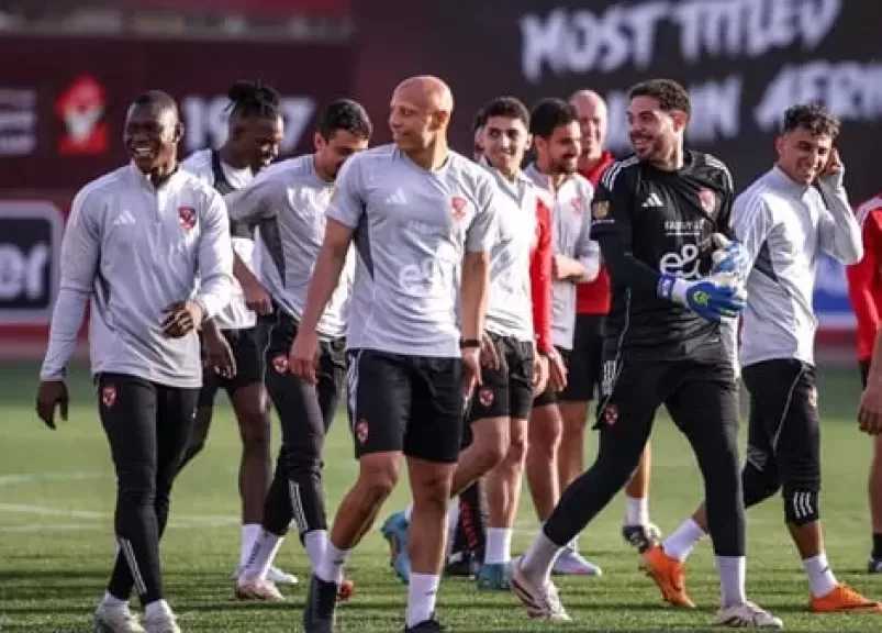 توروب يريح لاعبي الأهلي استعدادا لمواجهة الجيش الملكي